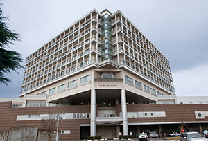富山赤十字病院